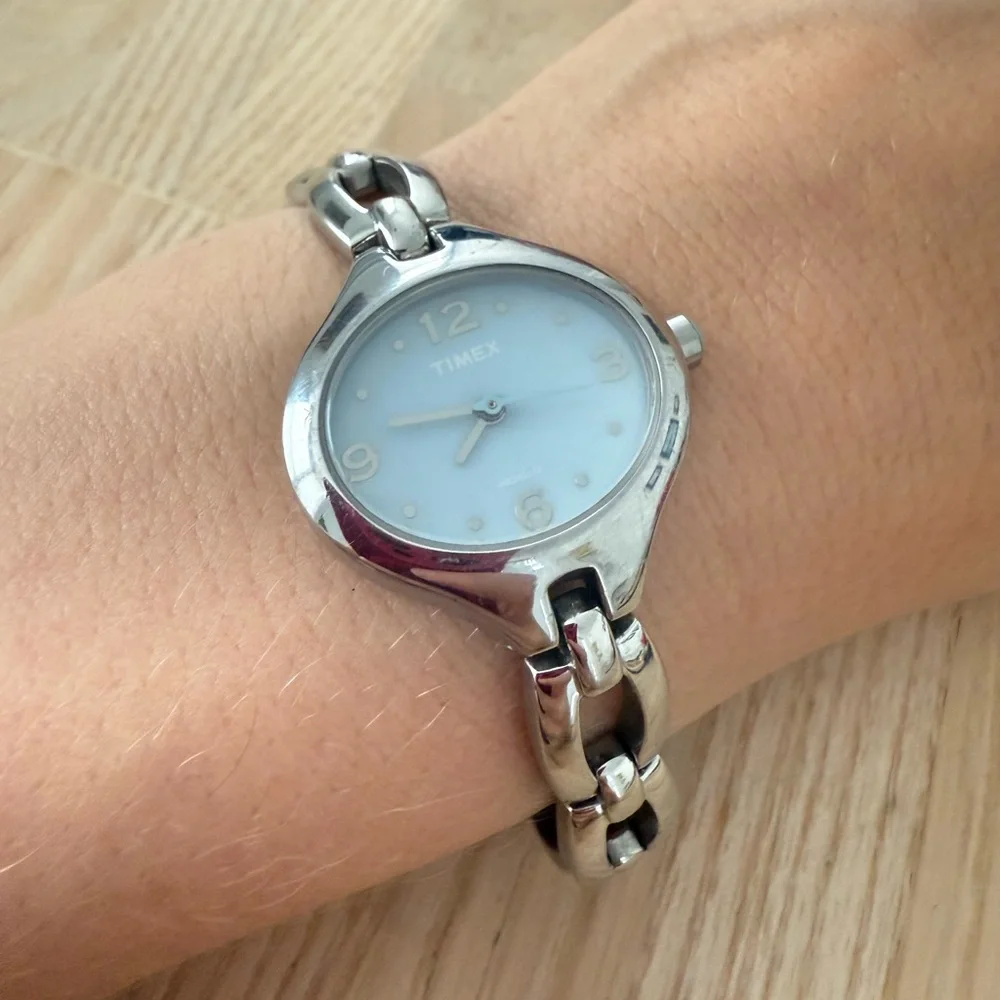 Vintage Timex ladies oval blue dial stainless steel watch NEW BATTERY